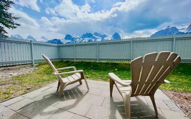 Nakiska, 2 Bed 1 Bath with Mtn Views