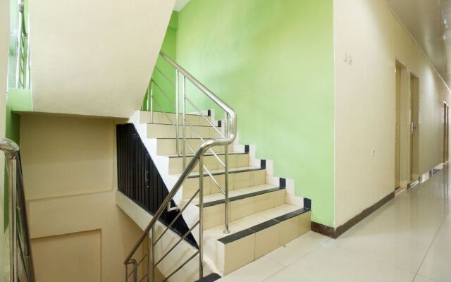 Airy Latanete Sungai Saddang Lama 11 Makassar