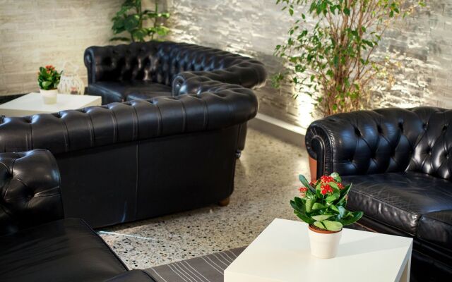 My Place Hotel