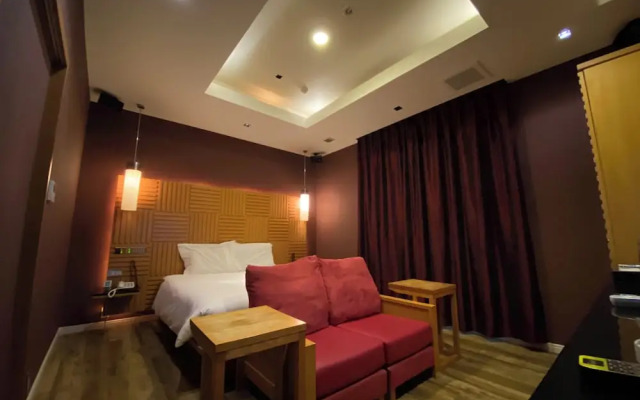 HOTEL OASIS - Adults Only