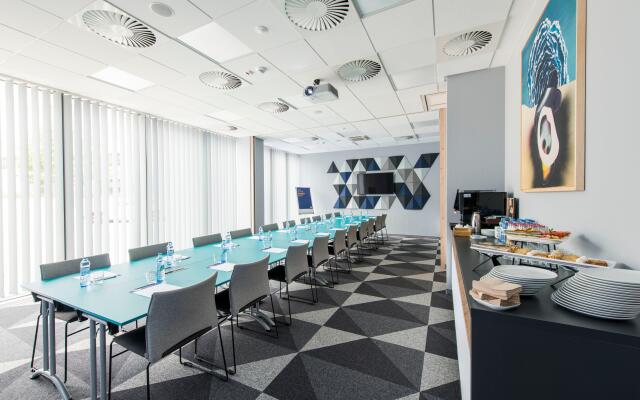 Holiday Inn Express Warsaw - Mokotow by IHG