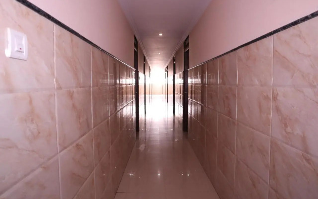 Smilestay BNS Lodge