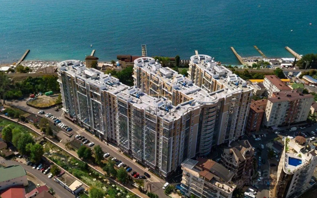 Apartments with direct sea view