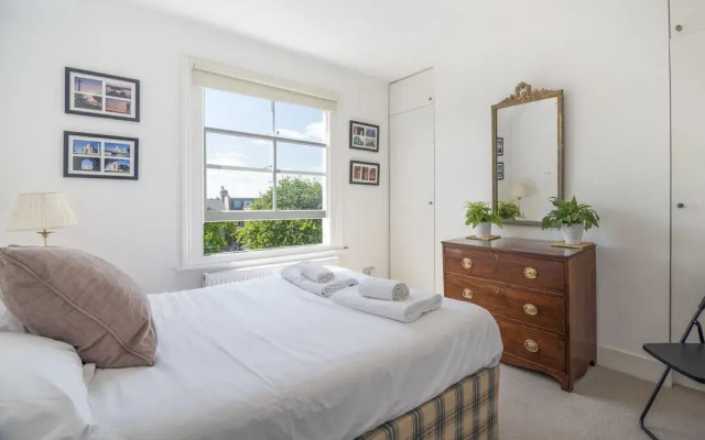 Modern apartment in Shepherds Bush