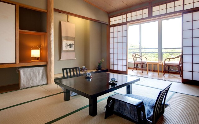 Unzen Miyazaki Ryokan