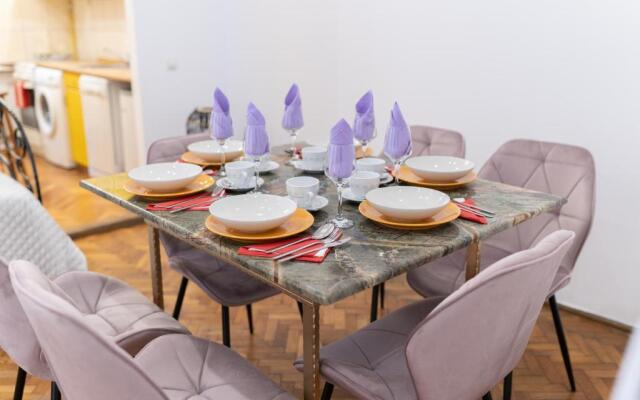 5* noble house in historic center