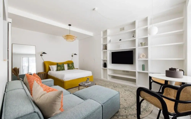 Light-filled Studio With AC - Earl s Court