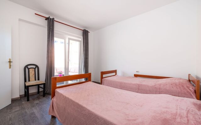 Apartments Valy 6 Center Novalja