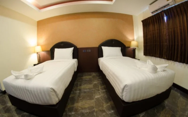 Me Suk Grand Hotel