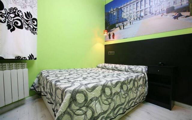 Jc Rooms Puerta Del Sol