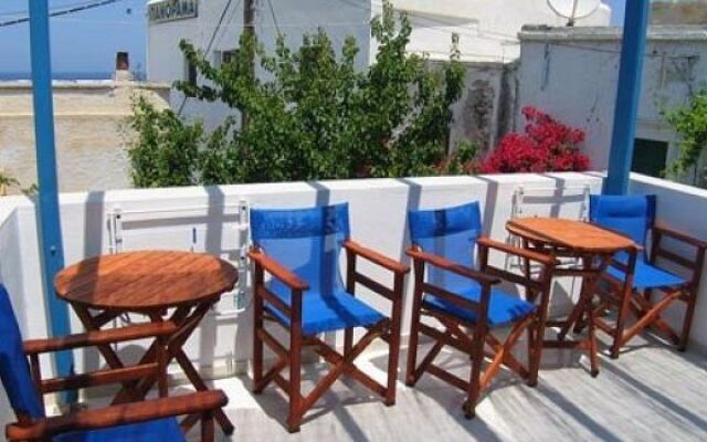 Studios Bourgos