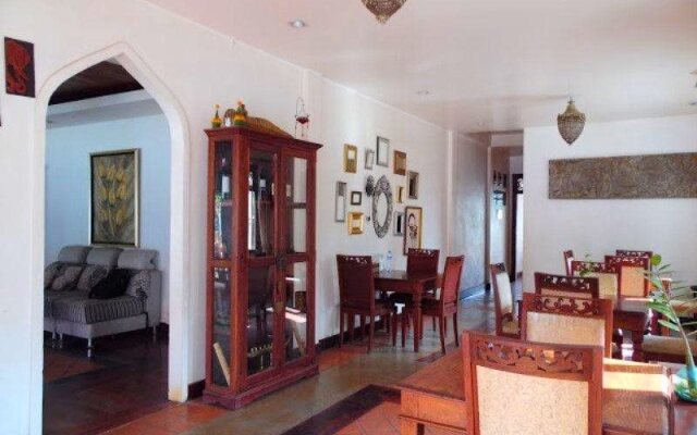 Arissara House