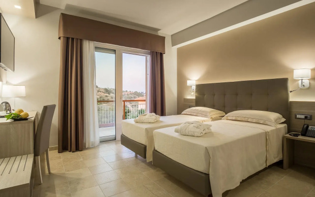 Netum Hotel