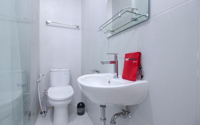 RedDoorz Plus @ SCBD