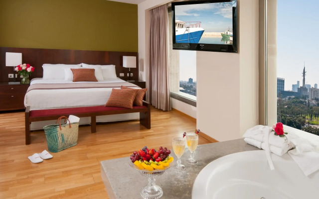 Leonardo City Tower Hotel Tel Aviv