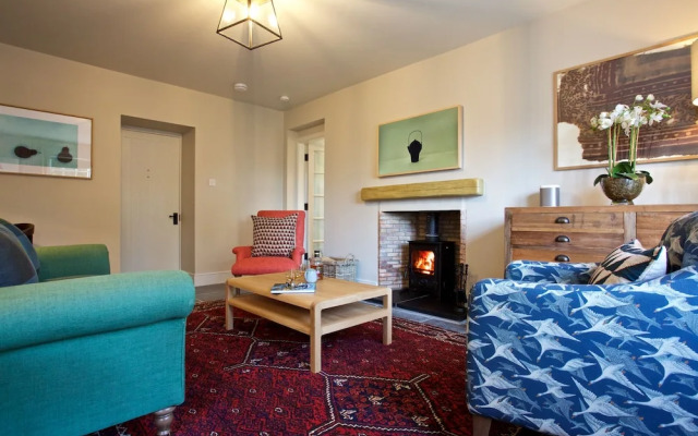 Ross Lodge