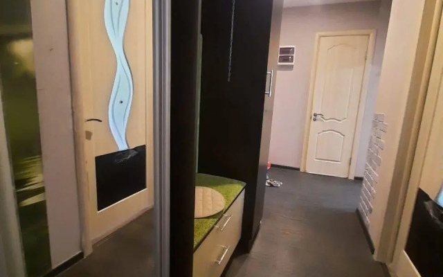 Апартаменты на улице Евгения Золотухина 8