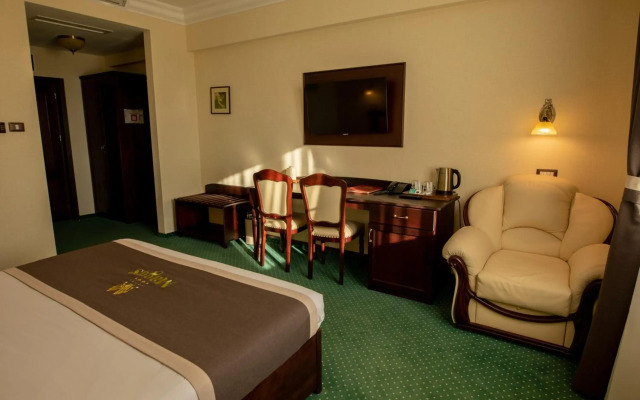 Magus Hotel
