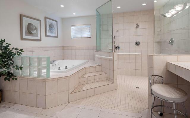 Best Western Plus Humboldt Bay Inn