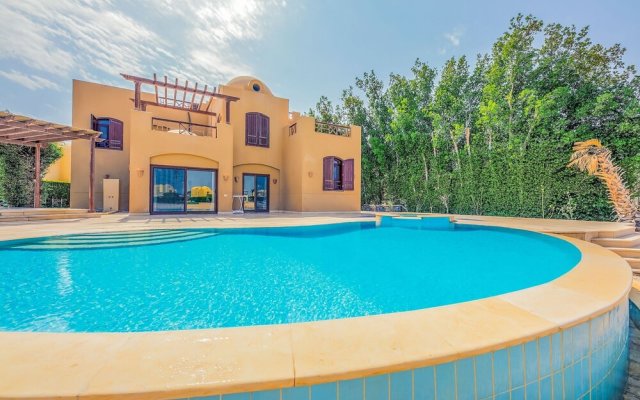 Vesta - Luxury Villa - 5 BR - Sabina