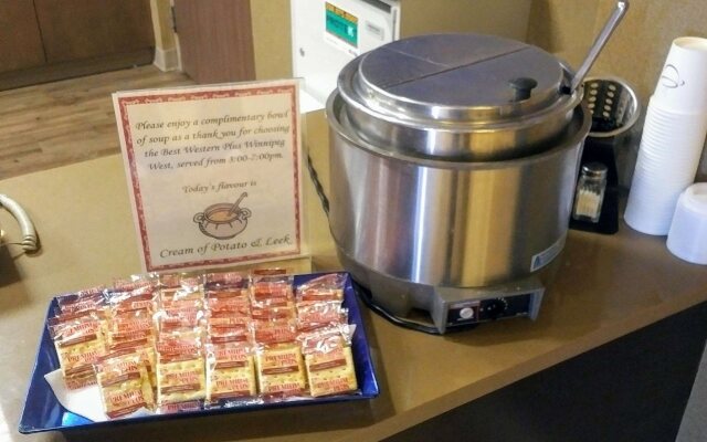 Best Western Plus Winnipeg West