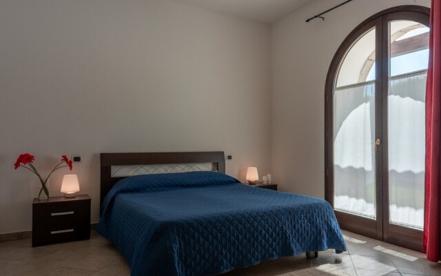 Vista Blu Villa With Shared Pool