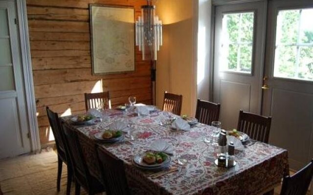 Västergård Bed & Breakfast