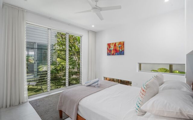 Tranquil Waters - Luxury in Oceans Edge