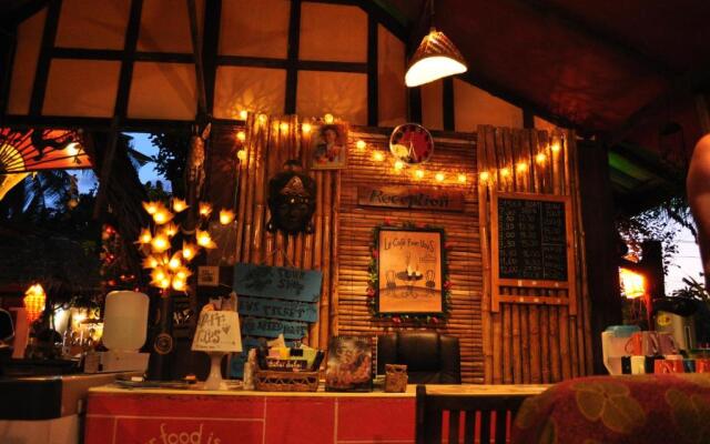 Sabai Sabai Beach Bungalows