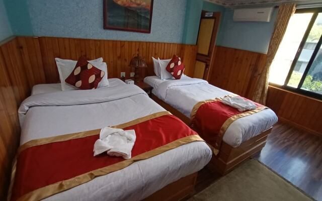 Hotel Peace Palace