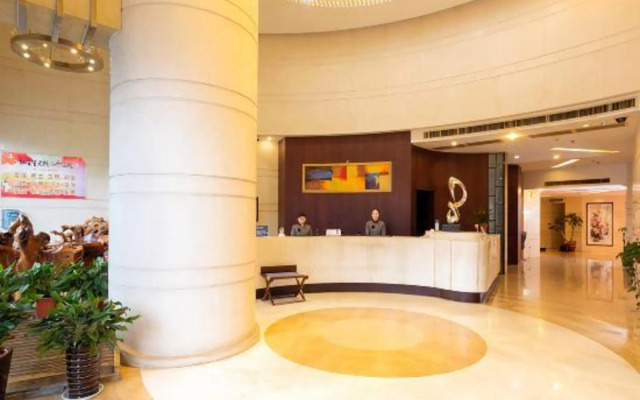 Eastern Kaiyue Business Hotel