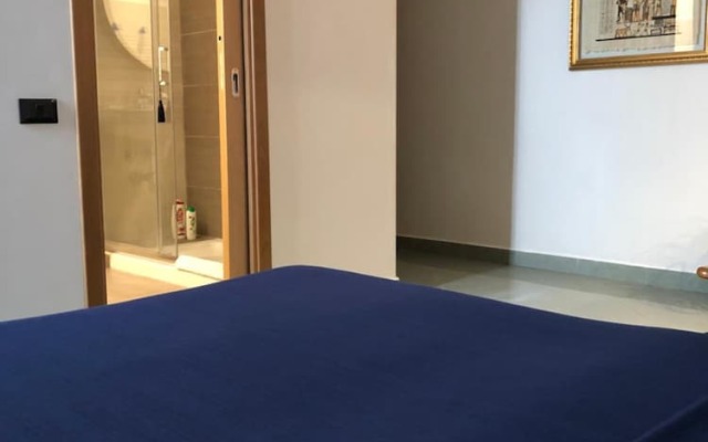 Santa Maria La Nova 21 B&B