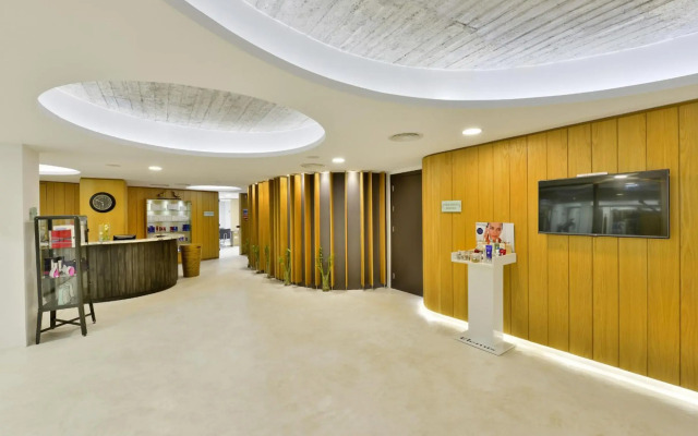 Napa Mermaid Hotel & Suites