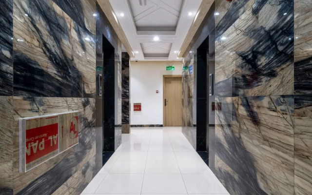 OYO Townhouse 156 Rose Hotel Apartments.