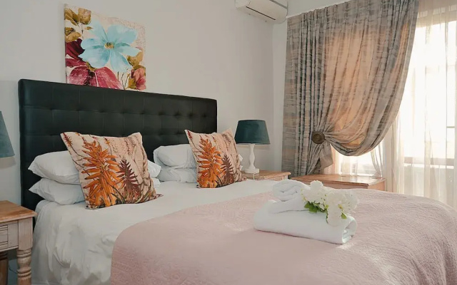 Albatross Guest house