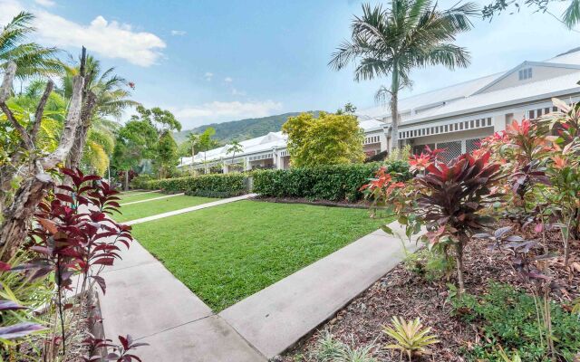 The Villas Palm Cove