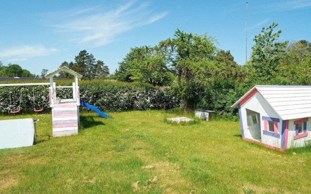 6 Person Holiday Home in Eskebjerg