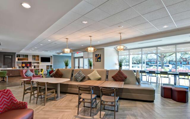 Home2 Suites by Hilton Tampa USF Near Busch Gardens