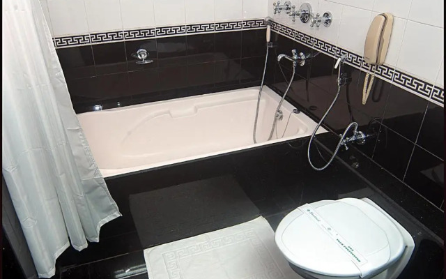 Paradise Isle Beach Resort