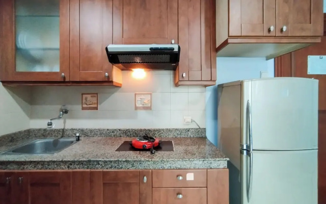 Serene 2Br At Galeri Ciumbuleuit 1 Apartment