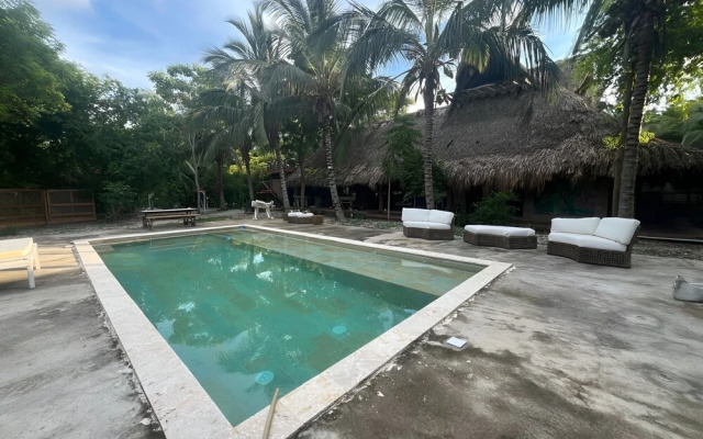 Mahanaim Beach House 20 min from CTG