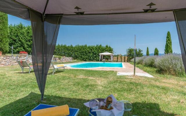 CASALE BROLIO 12&2, Emma Villas