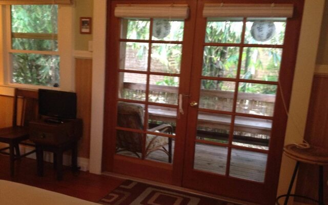 Hilo Bay Hale Bed and Breakfast