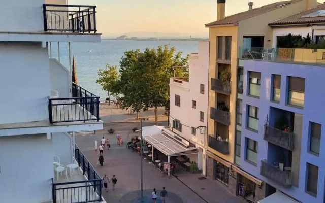 Roses Casc Antic Sant Elm 4