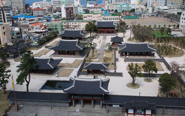 Jeju Robero Hotel