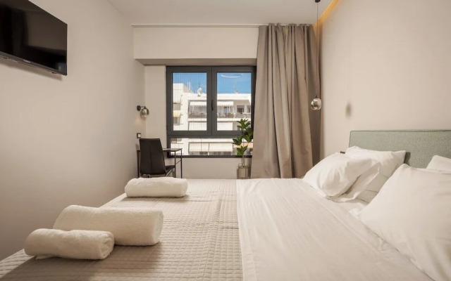 Demmi Central 2BR Designer Apt