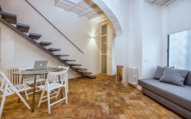 Charming 2 bed Flat in the Heart of Rome