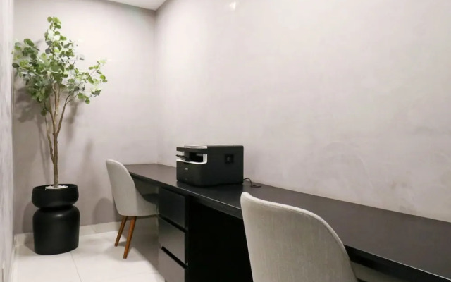 w Marvelous 2BR With Balcony in Miraflores