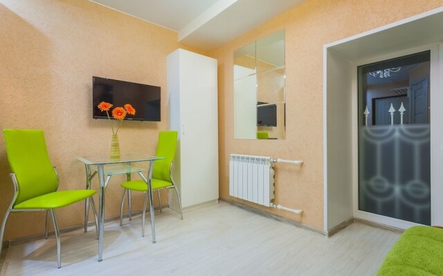 Apt on Chetvyortaya Sovetskaya 8 ap15