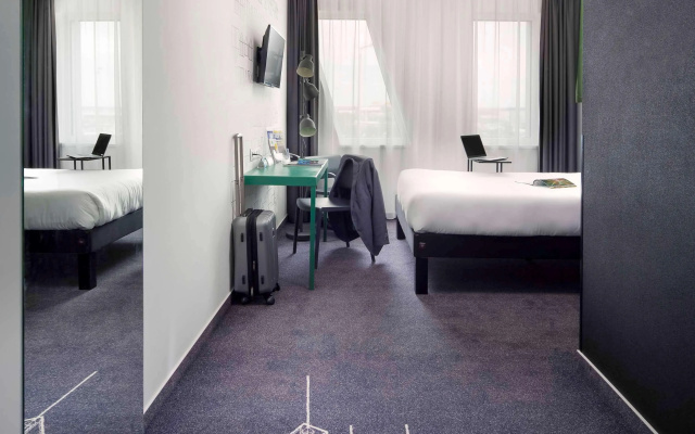 ibis Styles Budapest Airport - Image 6